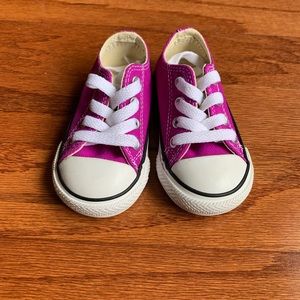💥SOLD💥Kids Converse Shoes